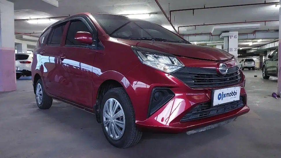 Like New TDP 7JT Daihatsu Sigra 1.2 X Bensin-MT 2023 Merah