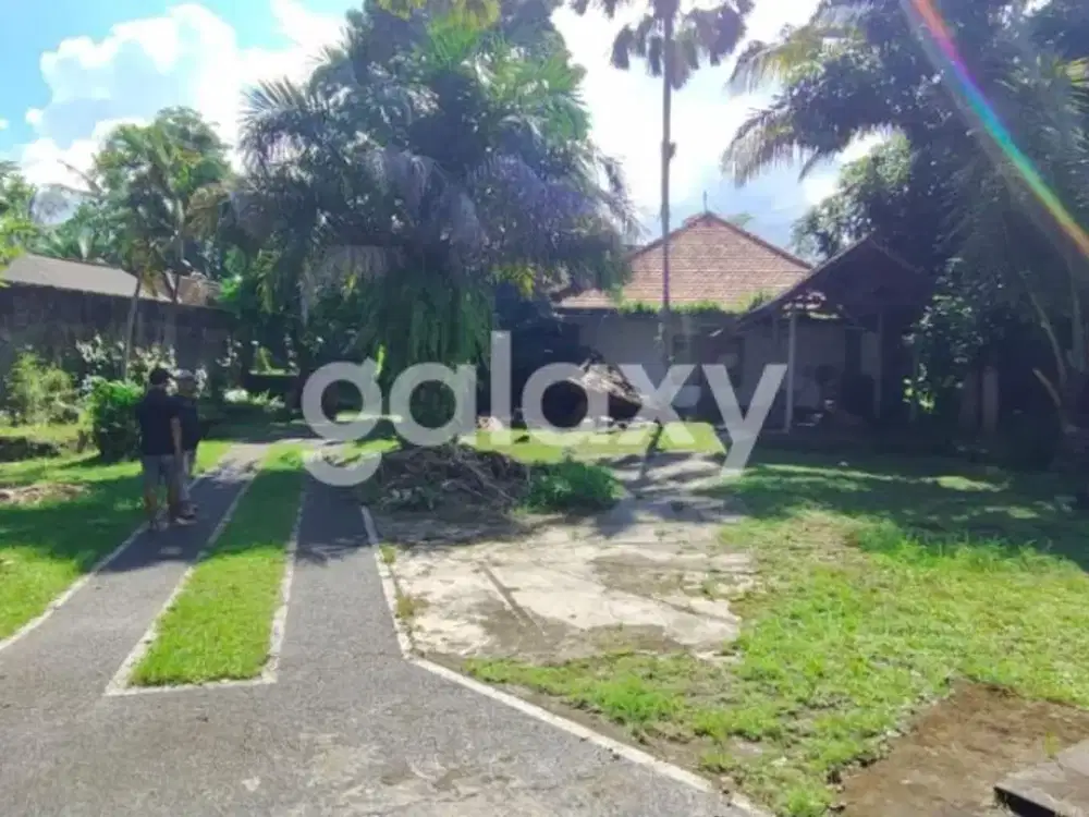 TANAH DAERAH WISATA DI RAYA SAYAN SINGAKERTA UBUD GIANYAR, BALI