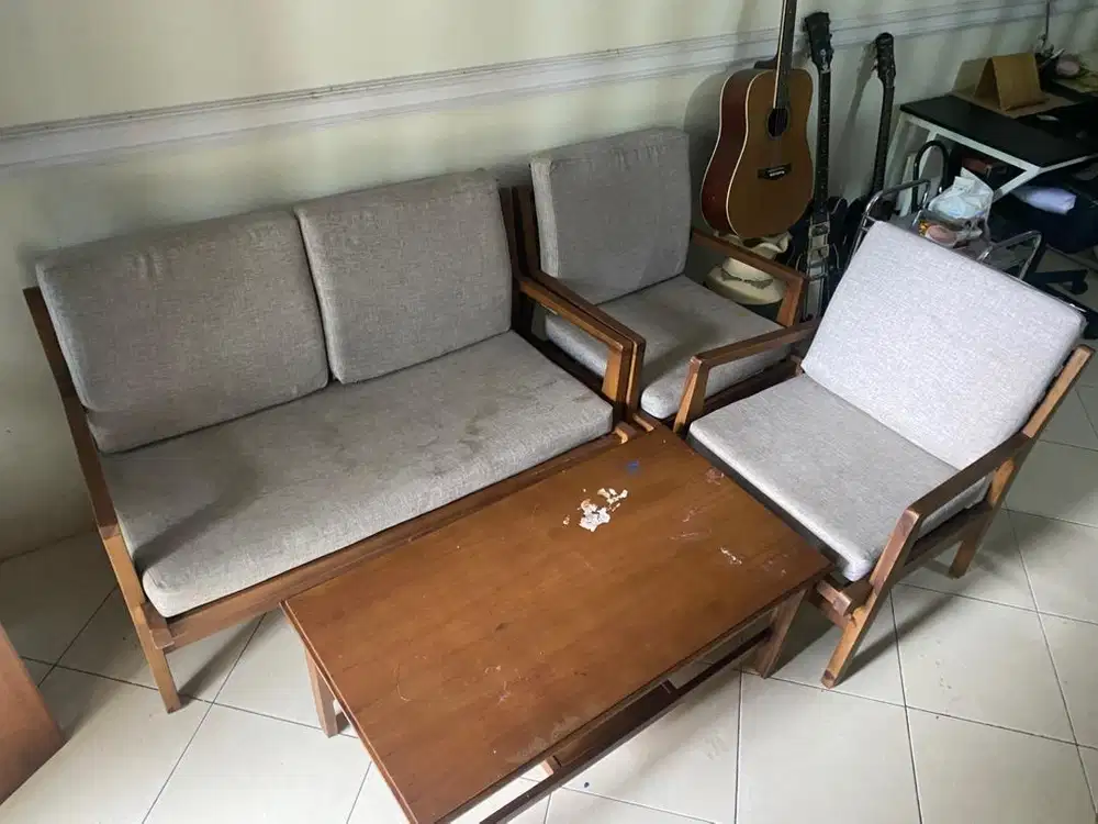 MEJA KURSI RUANG TAMU