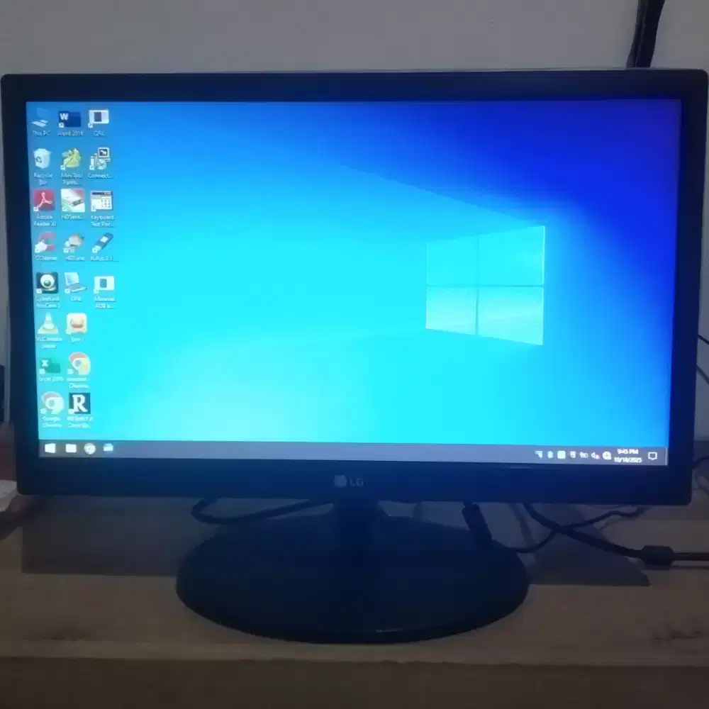 LED Monitor LG 19in Wide