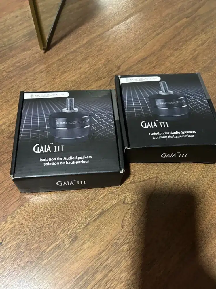 IsoAcoustics Gaia III isolator audio speaker isolation