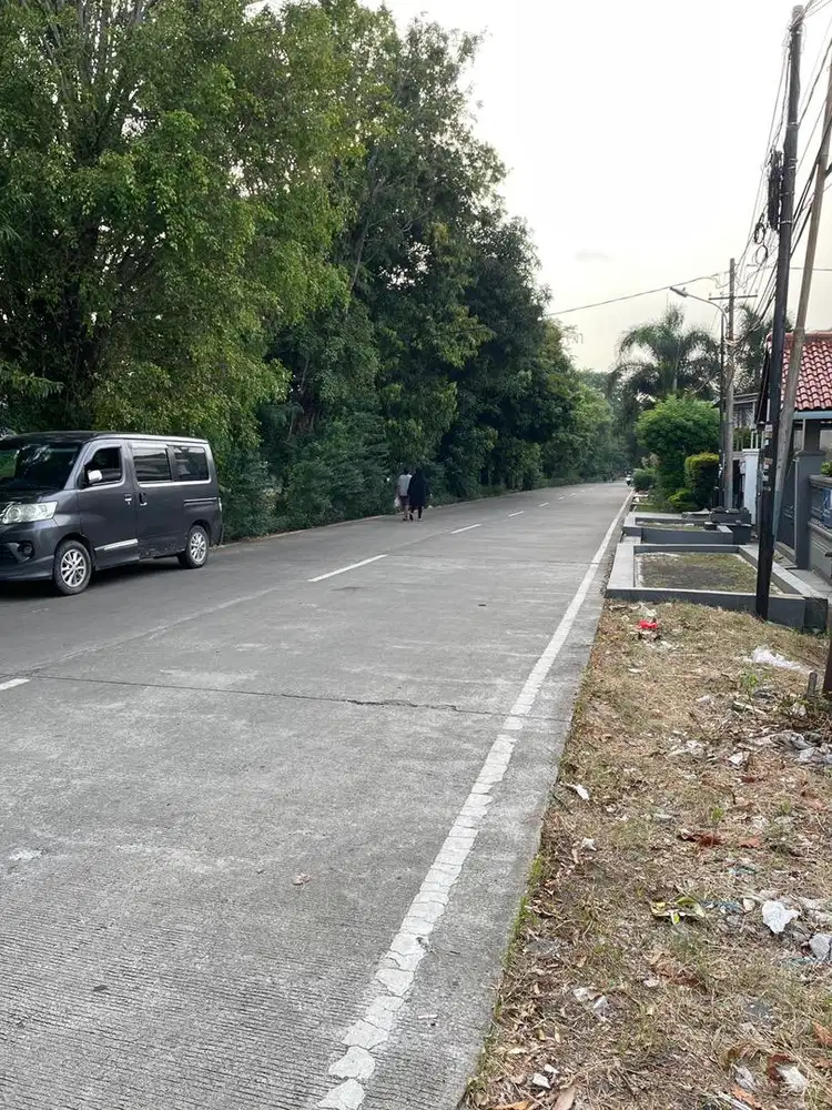 Disewakan tanah letak strategis