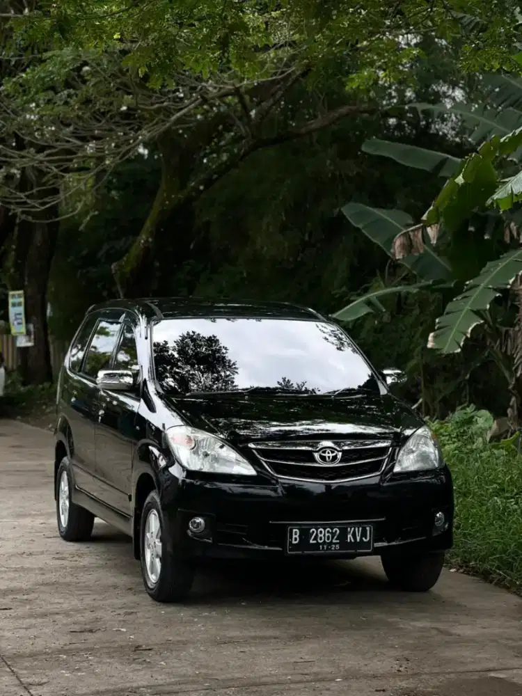 AVANZA G 2010 MT