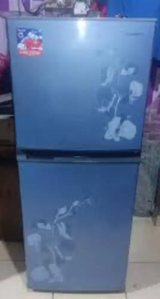 Kulkas Sharp 2 pintu mulus