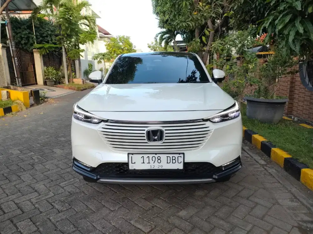 HONDA HRV SE CVT SENSING 1.5cc TH 2024 kilometer 8ribu istimewa