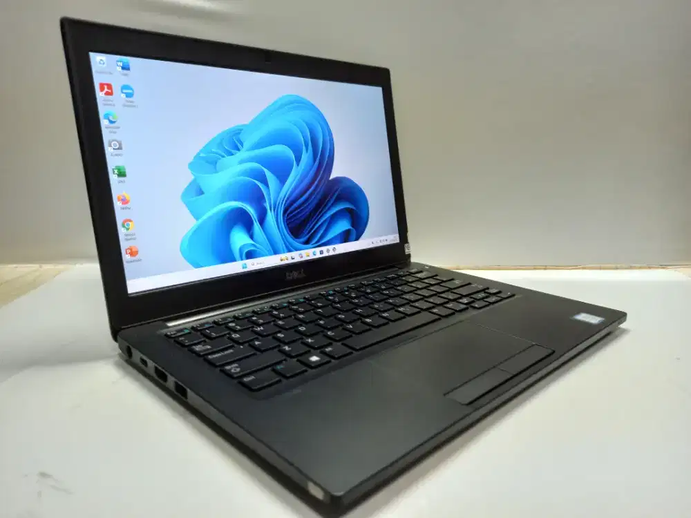 Laptop sekolah /karyawan.. Dell latitude 7280 i5 Gen6 /8Gb /256 gb