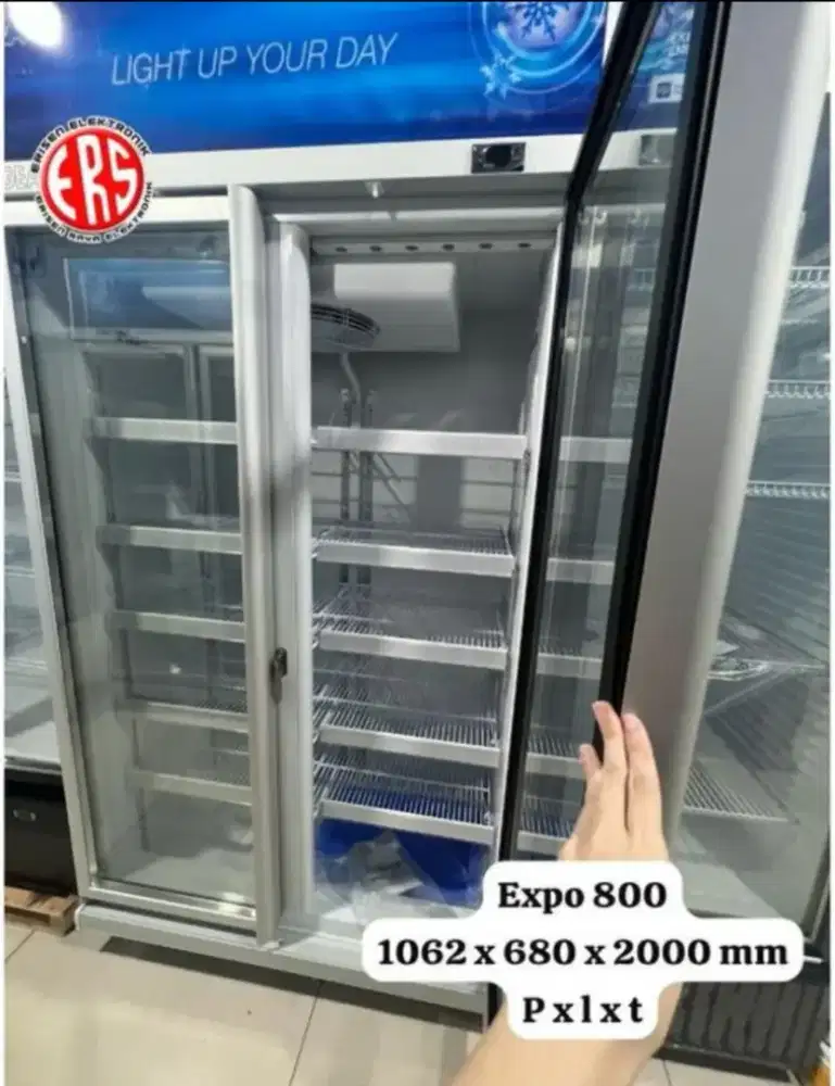 Kulkas Gea Showcase Pendingin Minuman Display Cooler Expo 800 AH