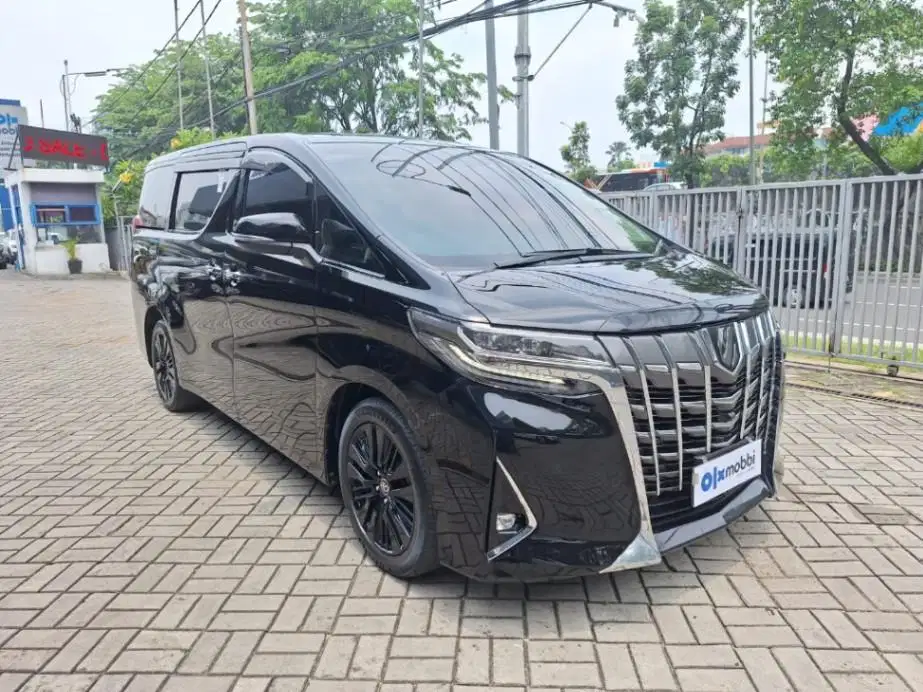 LOW DP Toyota Alphard 2.5 G Bensin-AT 2020 RFS