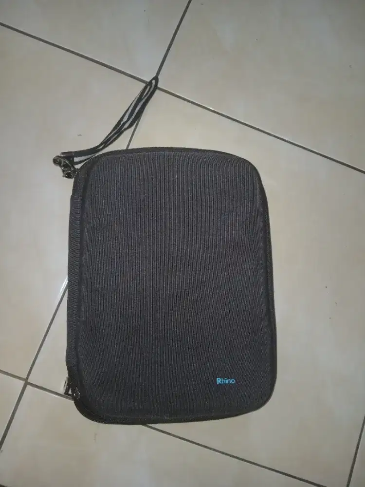 Tas ipad brand rhino