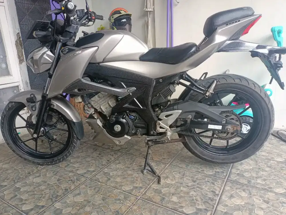 GSX-S NAKED 150CC