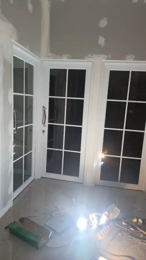 Pintu Aluminium Kaca Jogja