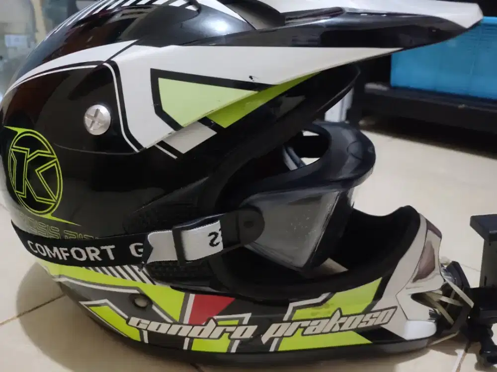 helm motor cross