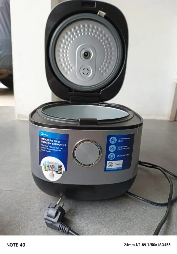 MIDEA Magic Com Ricecooker 1,8 liter LIKE NEW
