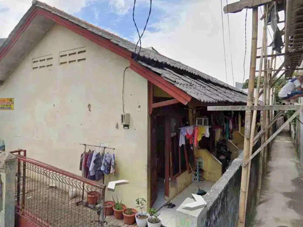 RUMAH KONTRAKAN 6 PINTU DI BELAKANG PASAR CISALAK CIMANGGIS