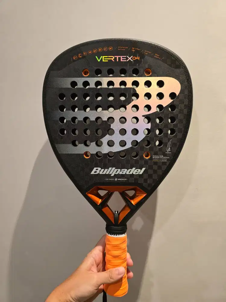 Raket Padel - Bullpadel Vertex 04 Juan Tello 2025