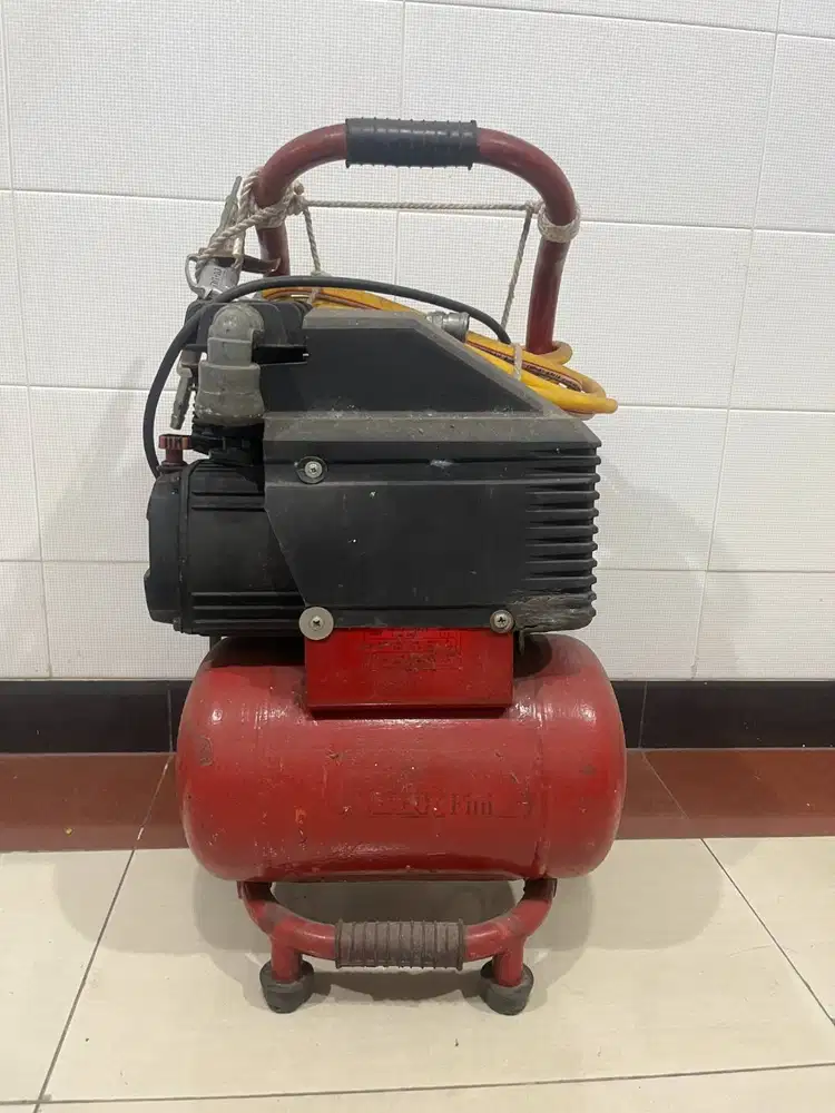 NLG FINI kompresor piston Tiger MK-210 + bonus full-set