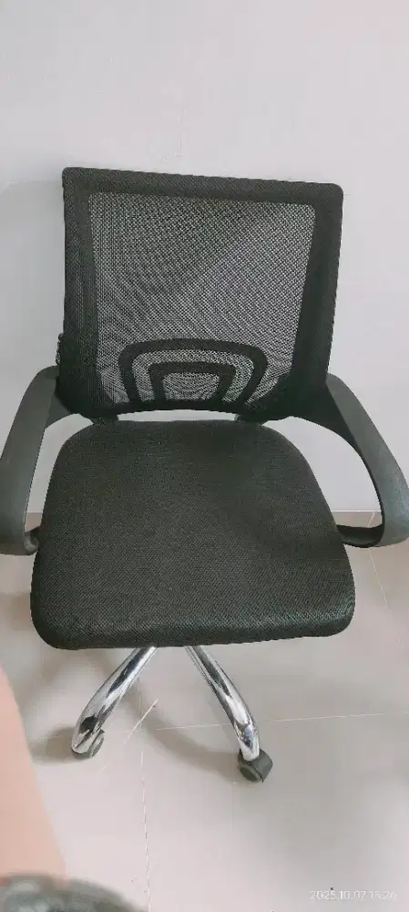 Bangku kantor hidrolik