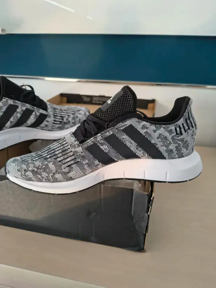 Adidas Swift Run 1.0 Grey US 9½ – Brand New, Original adidas com US