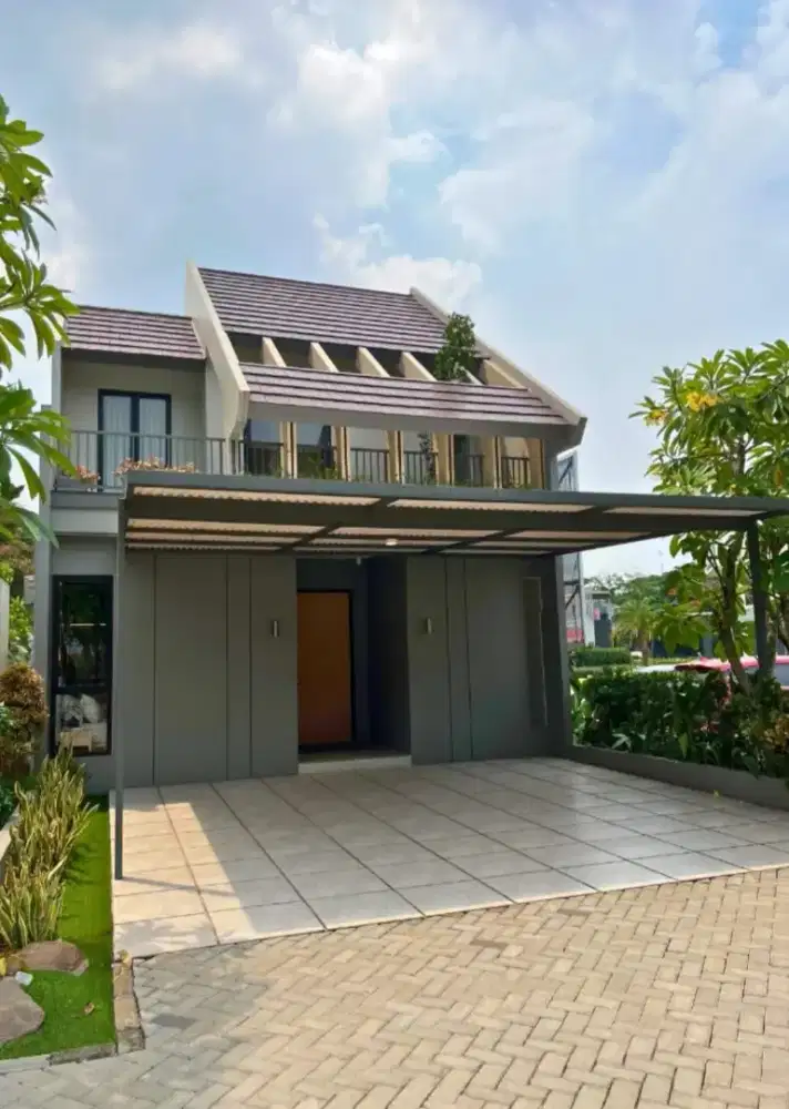 Rumah Hadap Danau di Cluster Z Living Sky Grand Wisata Bekasi