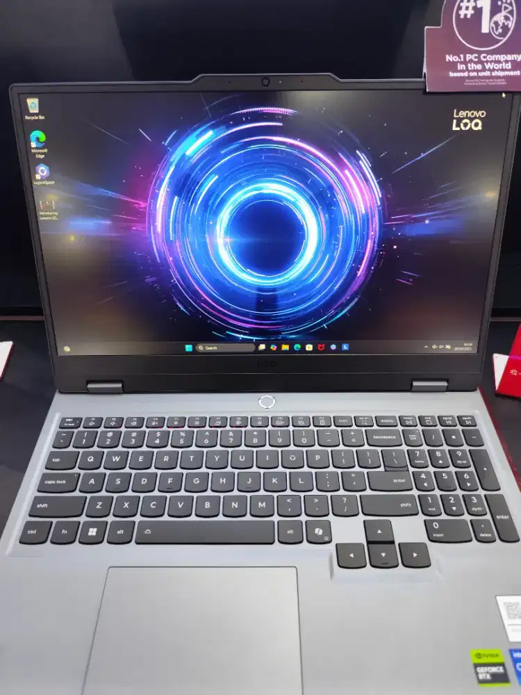 LOQ Non Essentials i5