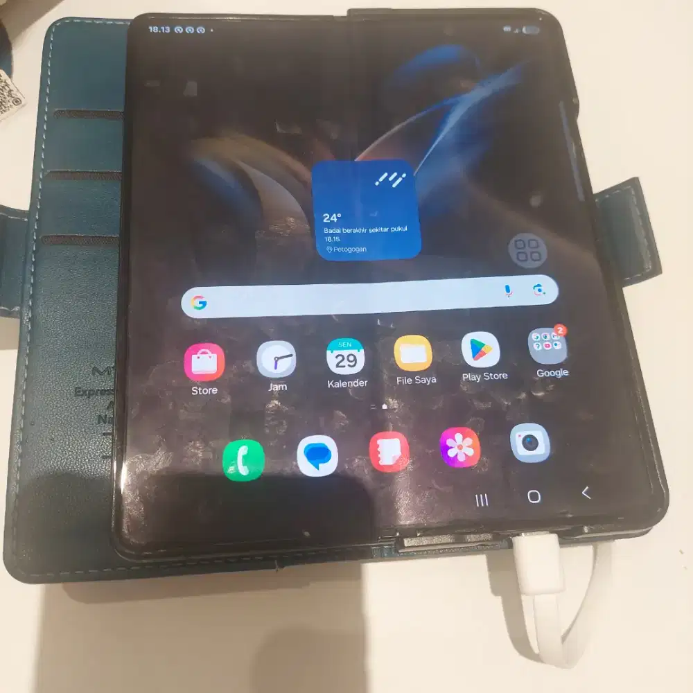 DIJUAL SAMSUNG GALAXY Z FOLD4