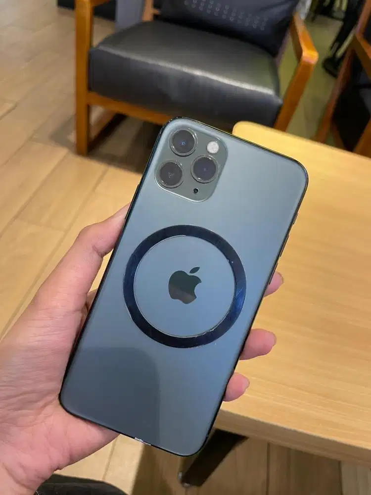 Iphone 11 PRO eks inter - nego sampe jadi