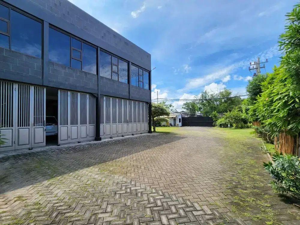 Dijual Gudang Nambangan siap pakai