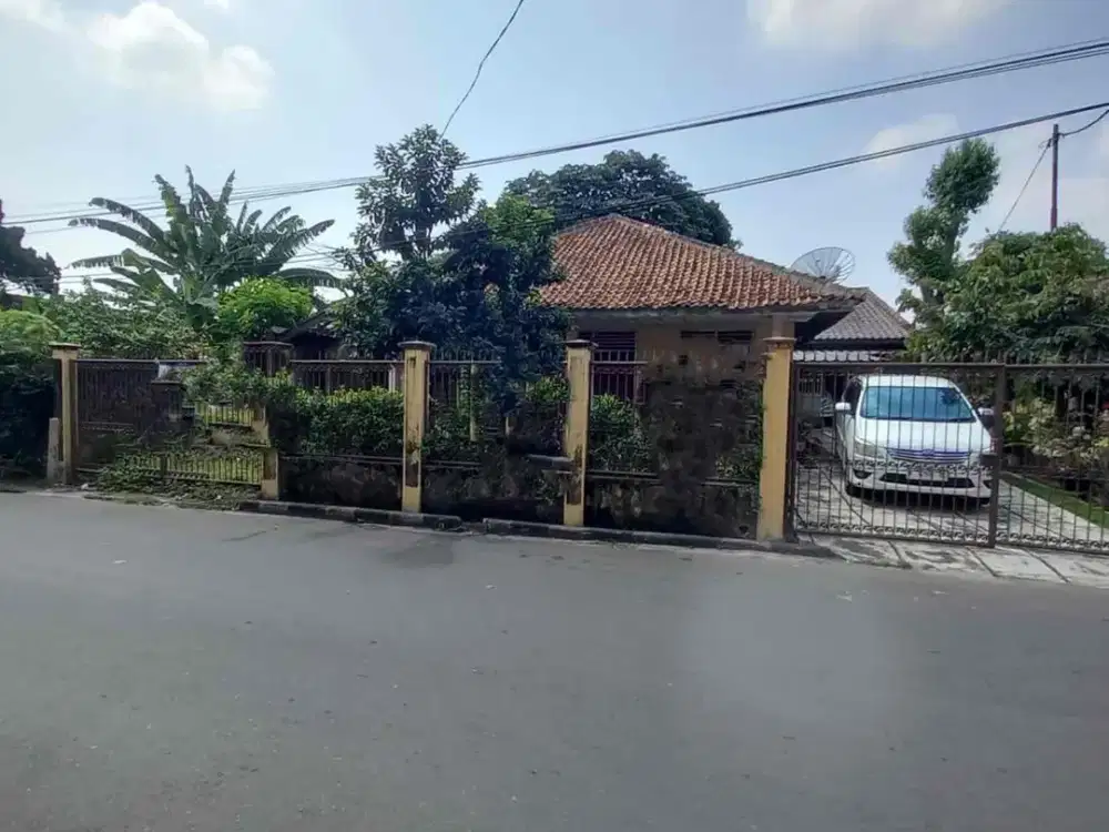 Rumah asri di tengah kota Bogor