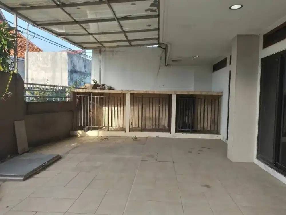 Jual Rumah Ketabang kali genteng surabaya