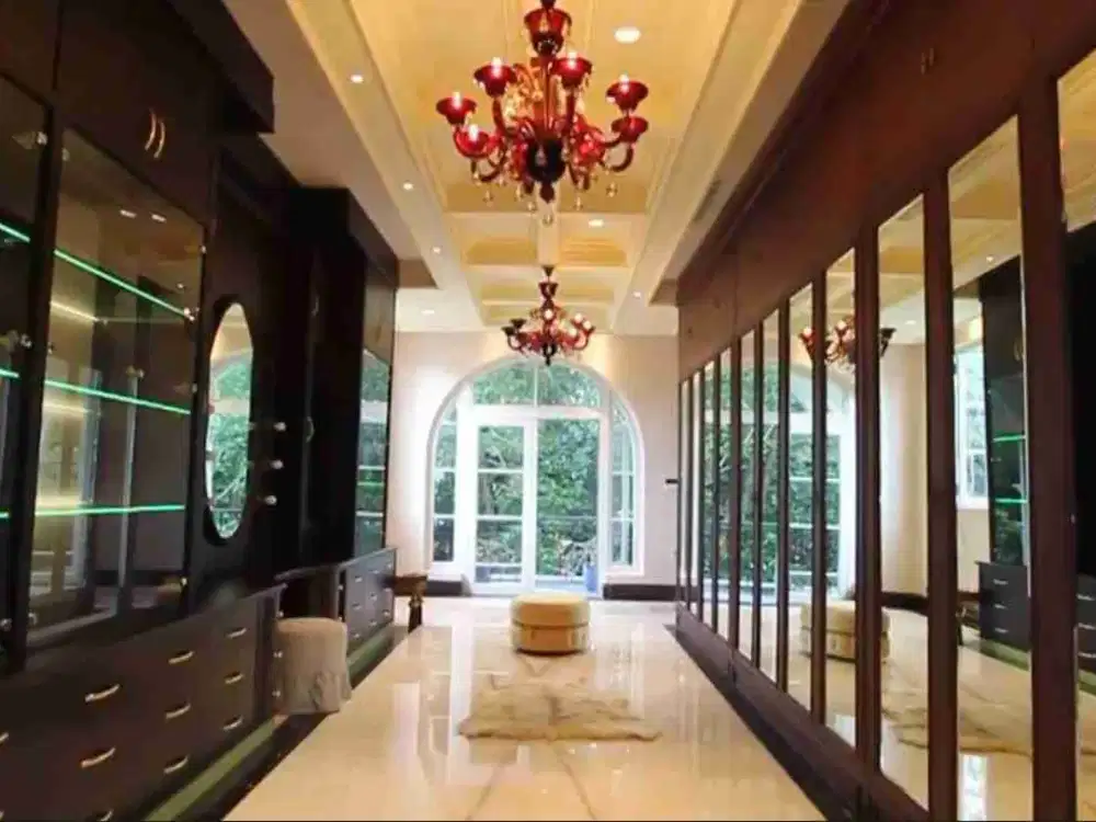 Dijual Rumah Mewah & Megah European Classic House Pondok Indah