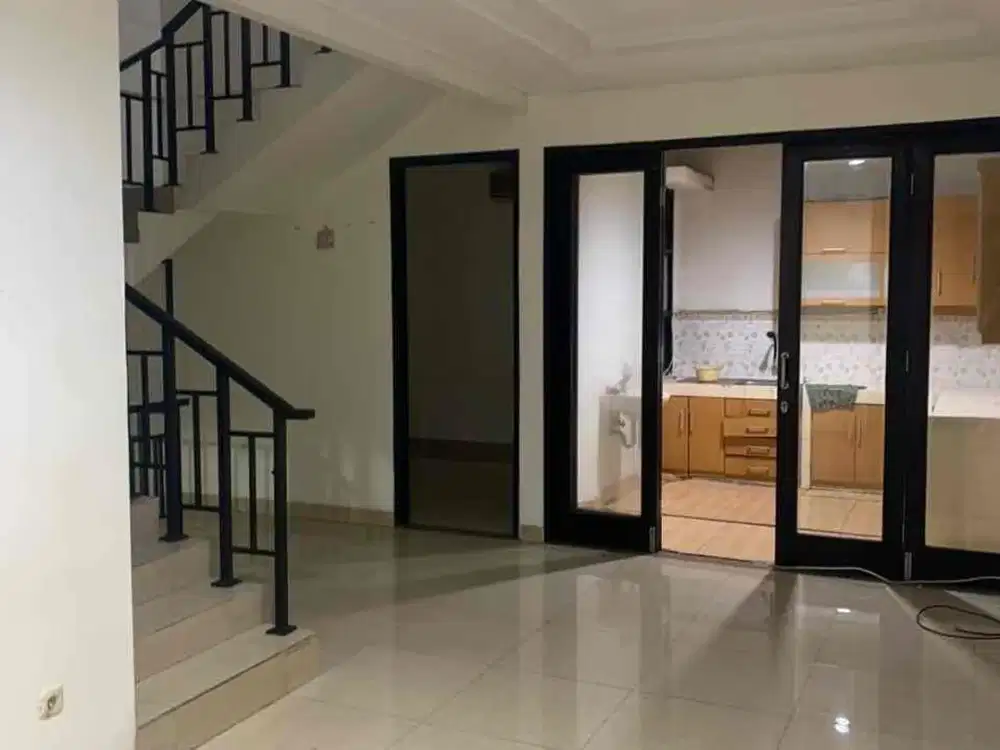 Rumah 2,5 Lantai Melodi Mas Kelapa Gading