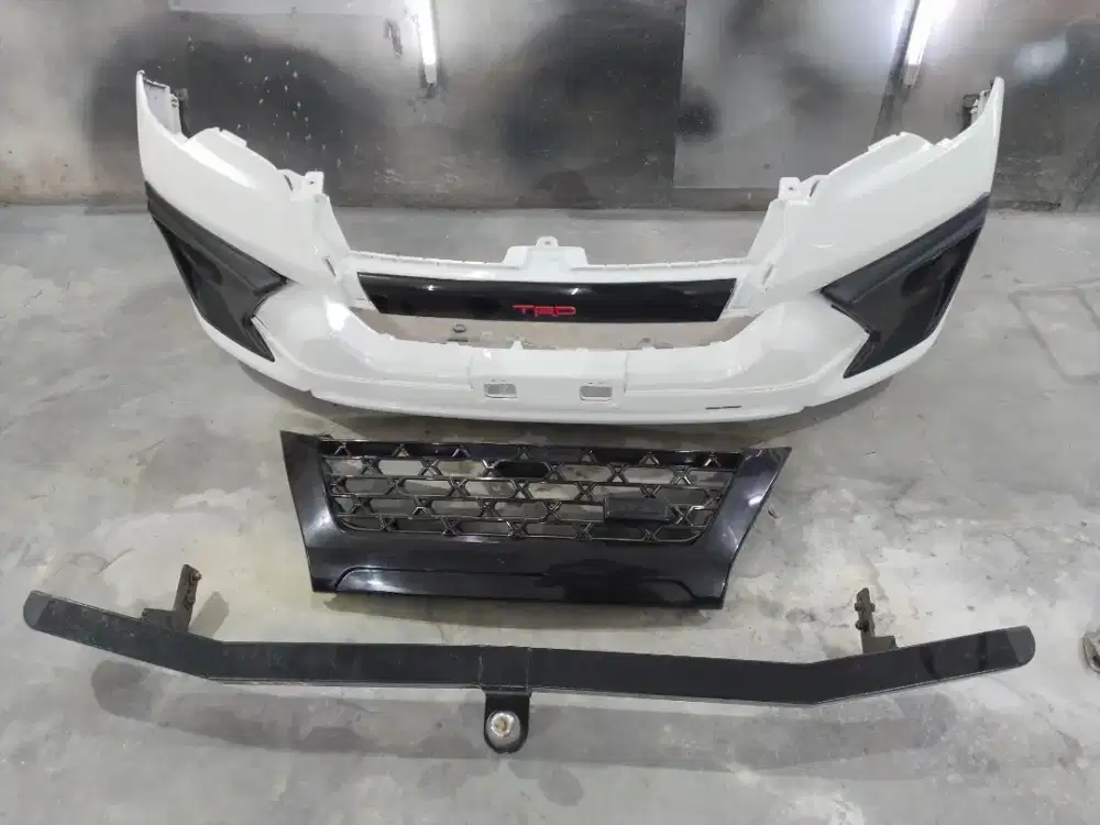 Bumper depan fortuner trd 2018 , grill dan bar towing belakang