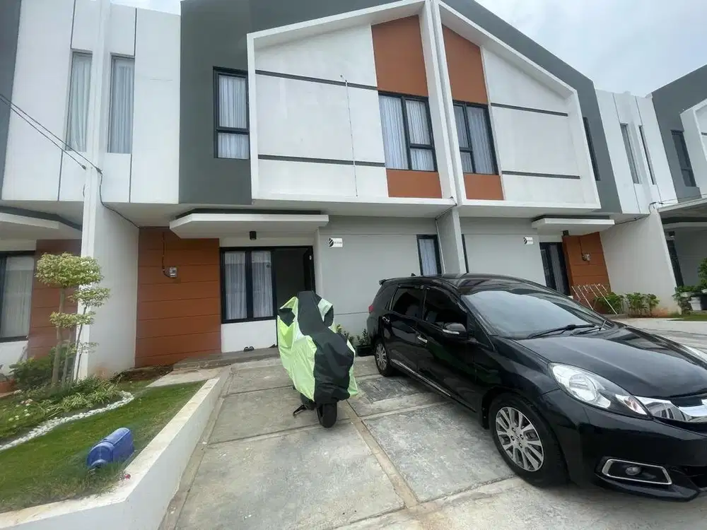 Disewakan rumah 2 lantai semi furnis bulanan