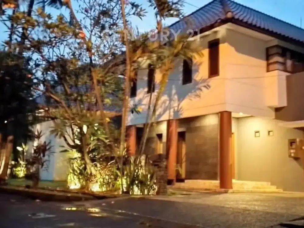 Rumah Mewah Modern Tropical Di Sektor 8 Bintaro  NY17082