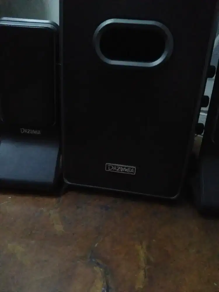 Speaker aktif Dazumba