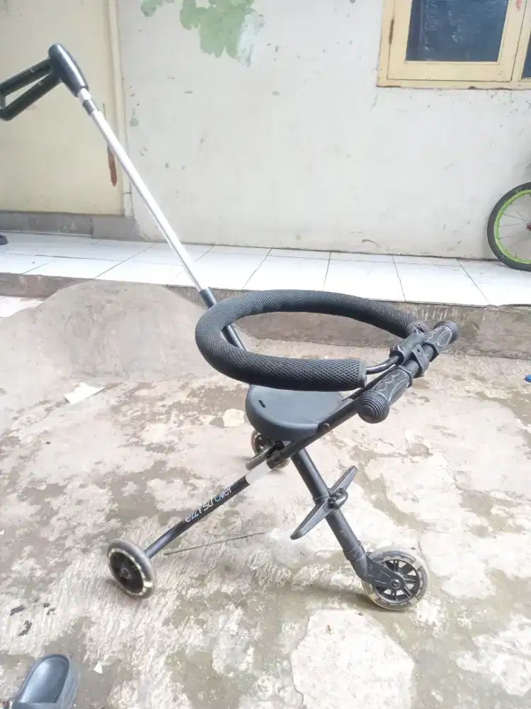 Roda dorong bayi/anak