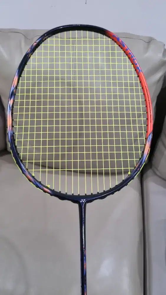 Raket Bulutangkis Astrox 77 PRO