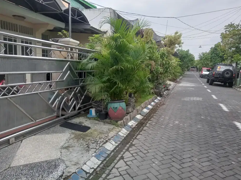 Dijual tp perantara rumah tgh kota sda 2 lt siap huni luas 120/186 m2
