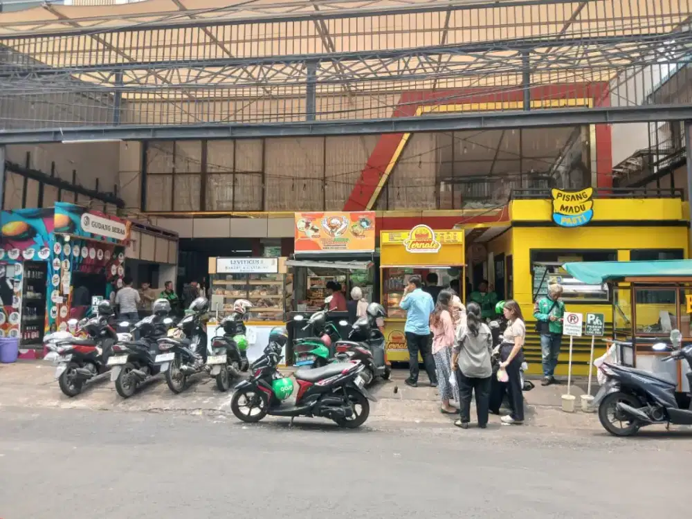 Sewa Lapak Kuliner Makanan Cepat Saji Kaki Lima JaJan Food Court RAMAI