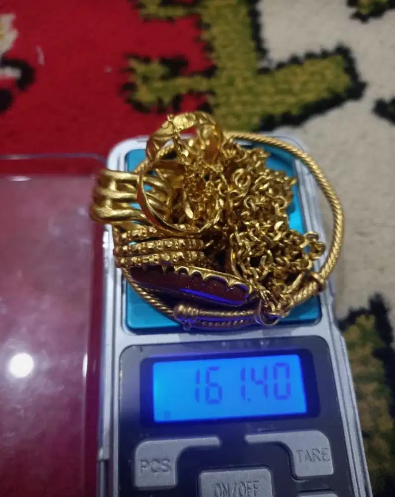 Terima emas dan berlian