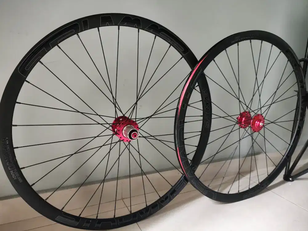 Wheelset 700c strummer hyper 30 hfh novatec
