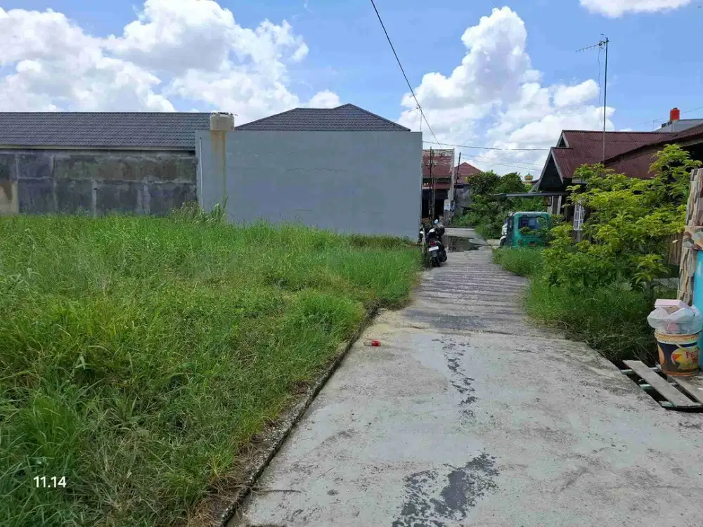 Tanah  murah di jl Nangka masuk jl Gambolo