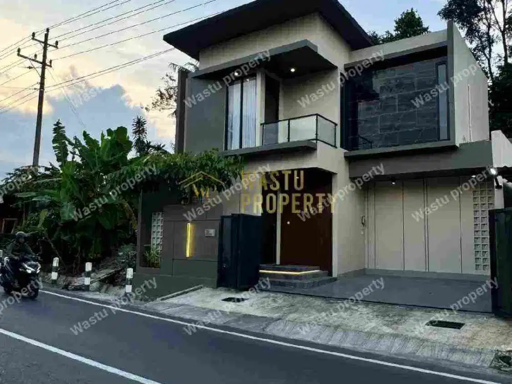 RUMAH BARU SIAP HUNI TEPI JALAN UTAMA DEKAT SCH