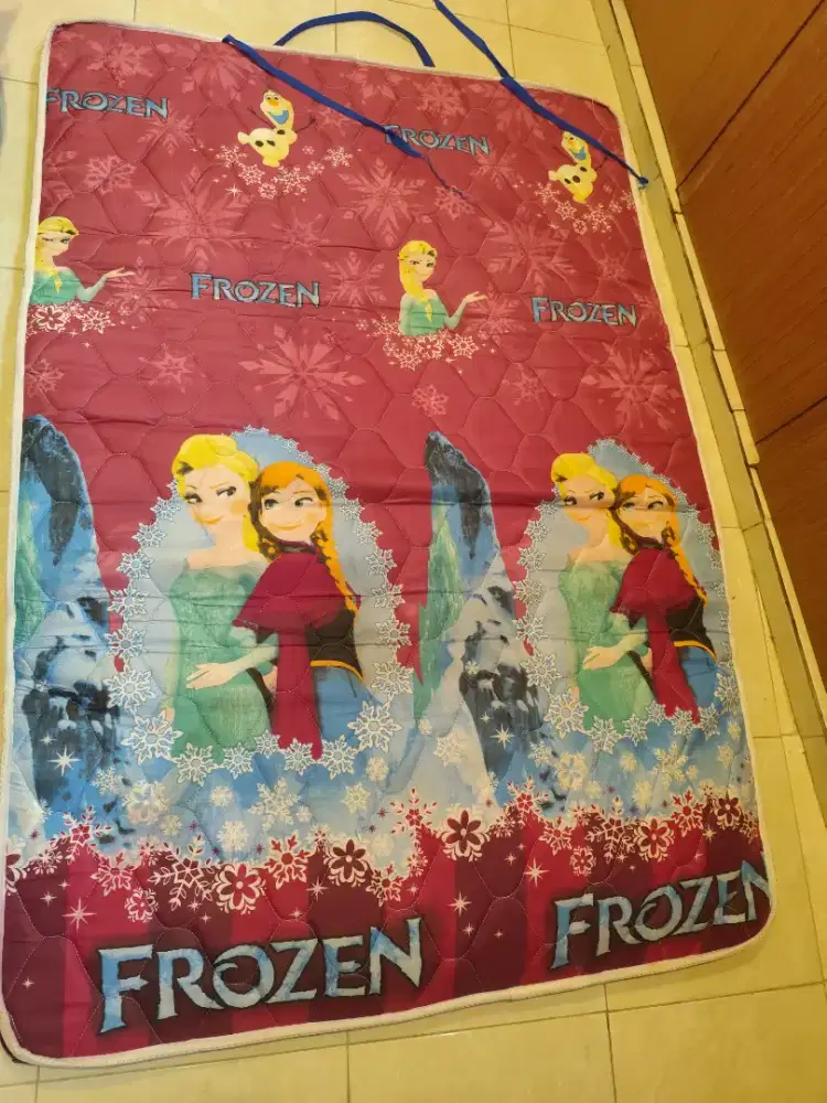 Kadur lipat kasur gulung