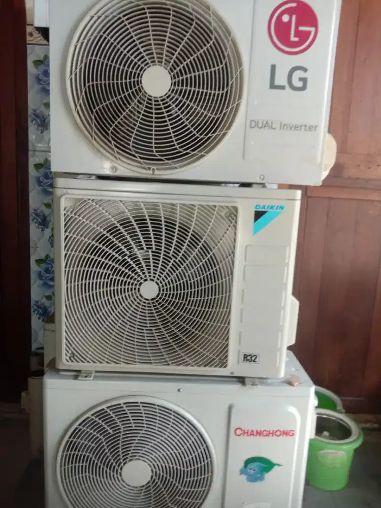 Gudang AC second dan AC rusak Surabaya