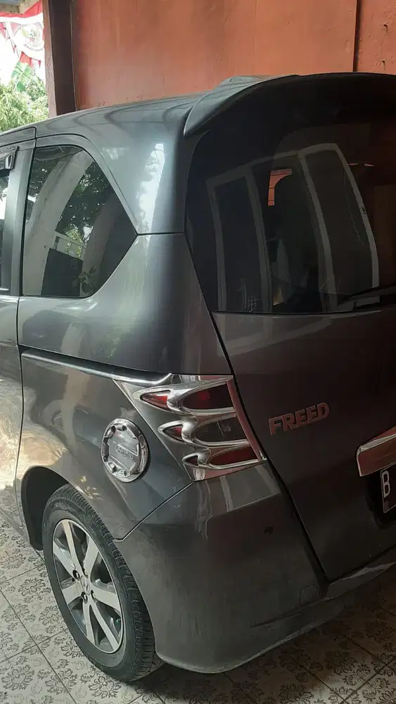 Honda Freed 2009 Bensin