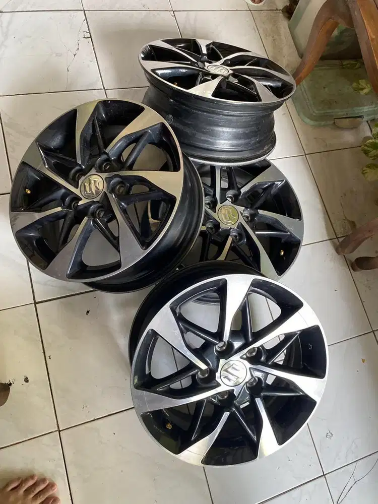 Velg Ertiga Hybrid R15 luxio Apv Grandmax XL7