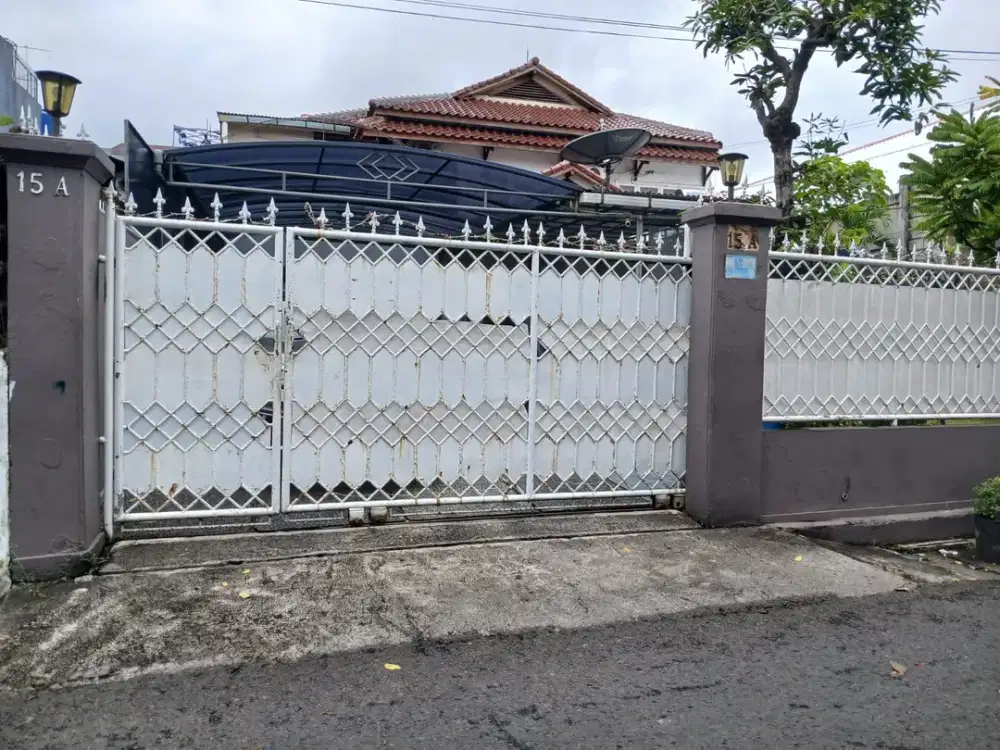 Dijual rumah di kebayoran lama,grogol selatan