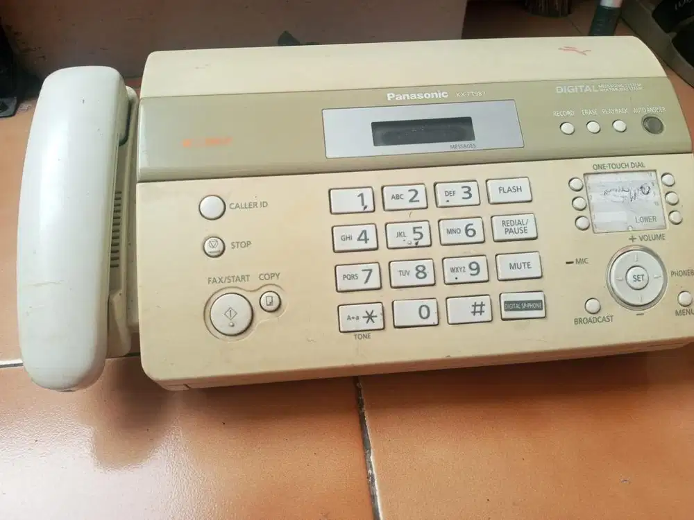 Mesin fax panasonic KX-FT987
