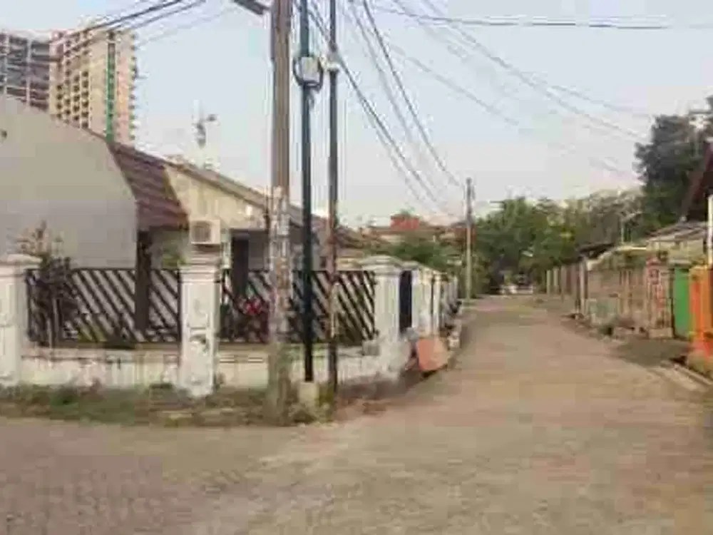 Rumah Lama jual Tanah Komplek dkt tol dan stasiun tdk banjir Serua Makmur Ciater